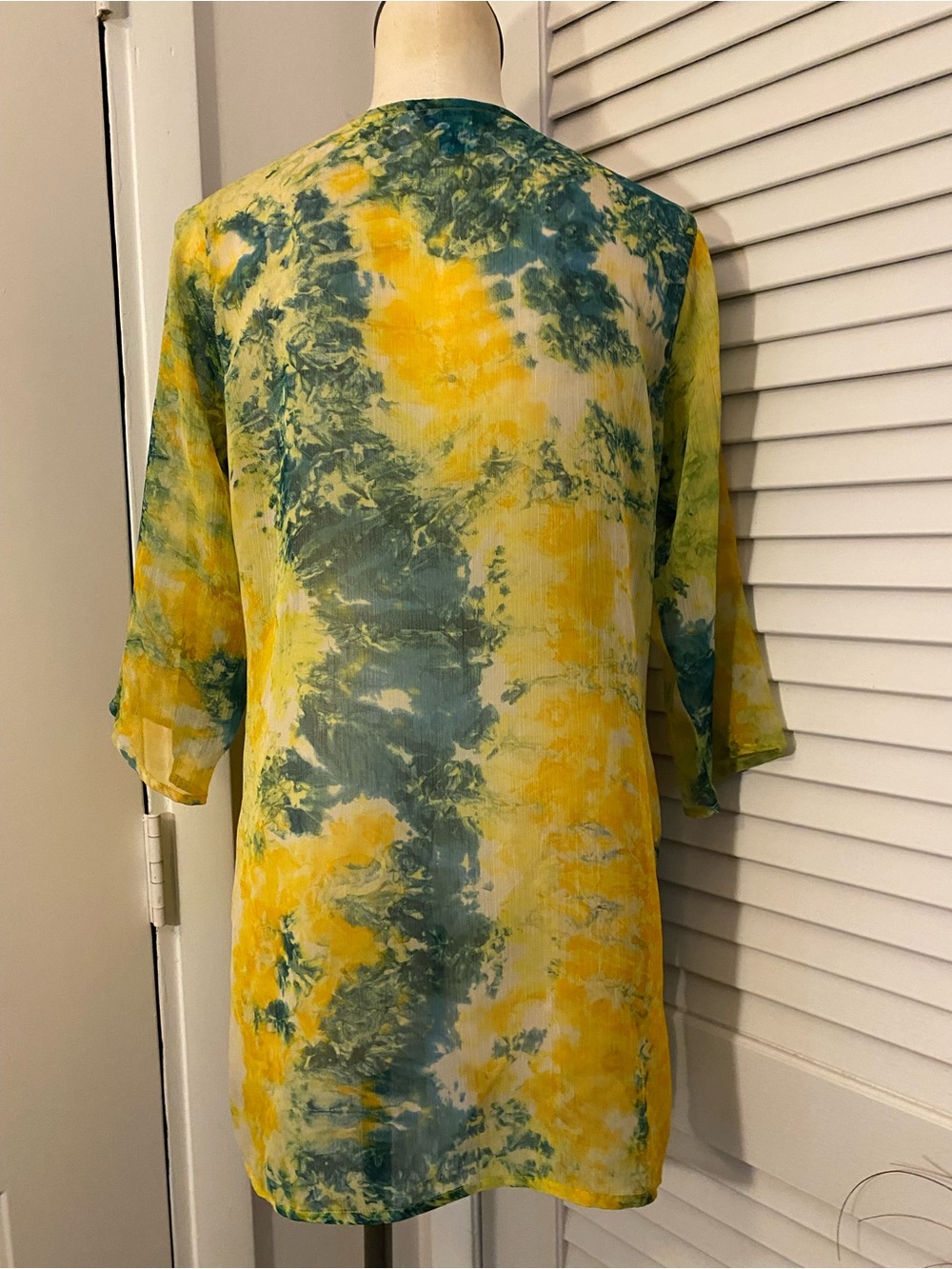 Aqua Blu Yellow & Green Embroidered V-Neck Tunic- Size Medium - Picture 5 of 7